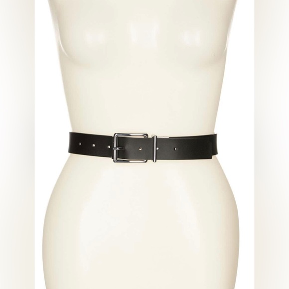 Michael Kors Reversible Belt - Picture 6 of 6